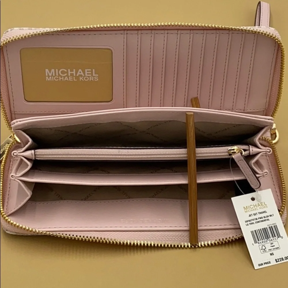 MICHAEL KORS LG CONTINENTAL WALLETS POWDER BLUSH